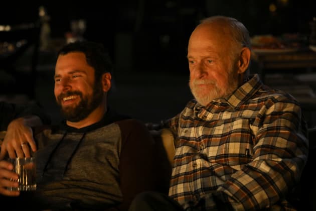 Atta Boy - A Million Little Things Season 1 Episode 4