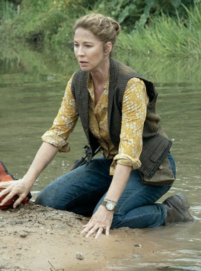 June in the Water - Fear the Walking Dead Season 6 Episode 8