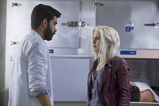 Distraught liv izombie s1e10