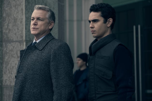 Good Guys - The Handmaid's Tale Season 1 Episode 8