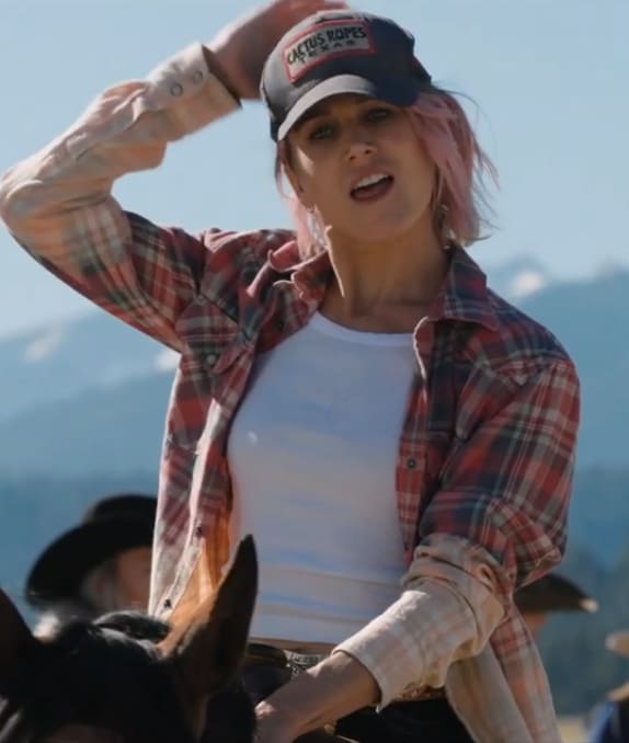 Yellowstone's Jen Landon Talks Bringing Teeter to Life, the Benefits of