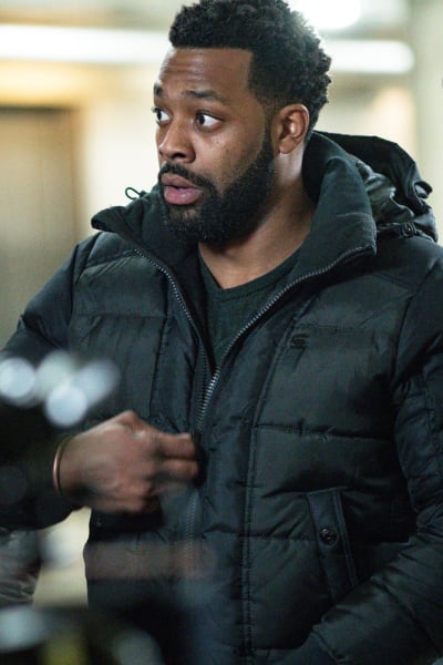 There's a Situation - Chicago PD Season 7 Episode 12