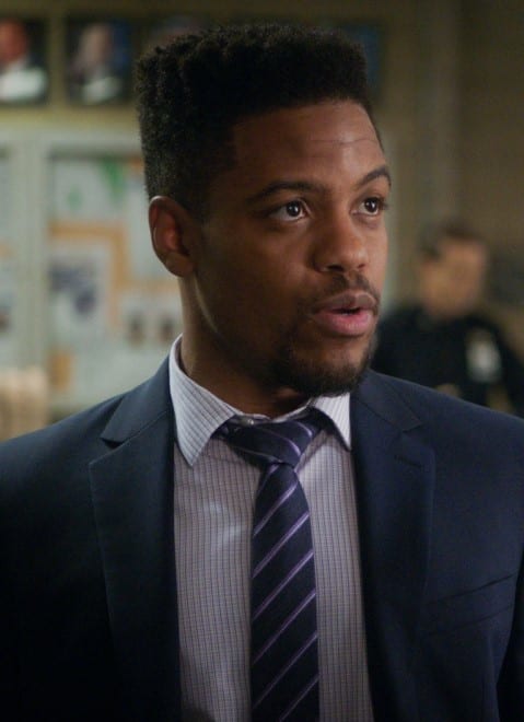 Background Player - Elementary Season 7 Episode 8