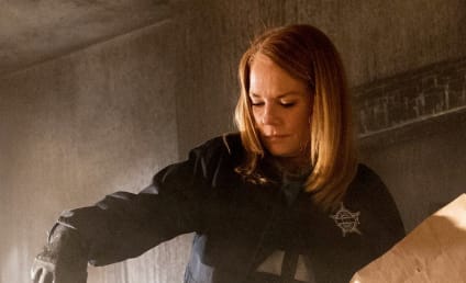 Watch CSI: Vegas Online: Season 2 Episode 16