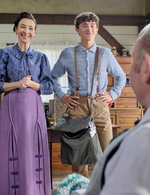 Florence Has a Surprise - When Calls the Heart Season 8 Episode 8