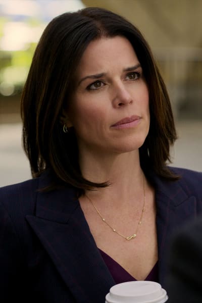 Maggie - The Lincoln Lawyer Season 2 Episode 2