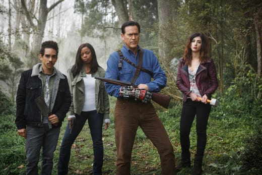 Ash vs Evil Dead (1ª Temporada) - 31 de Outubro de 2015