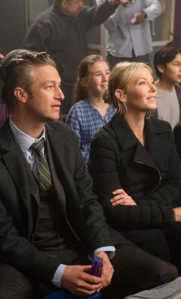 Law Order Svu Season 21 Episode 13 Review Redemption In Her Corner Tv Fanatic