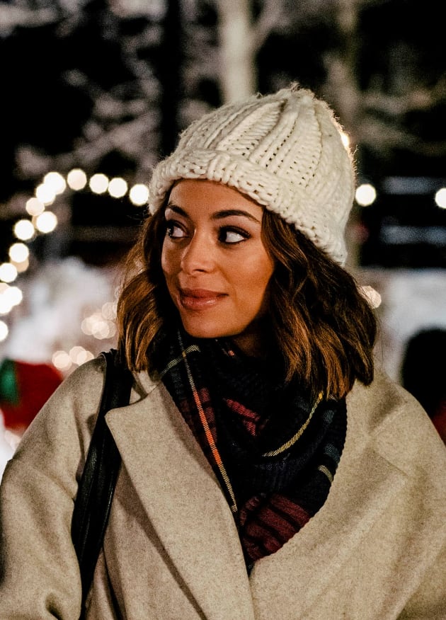 Love or Reporting? - Tall - Christmas Unwrapped