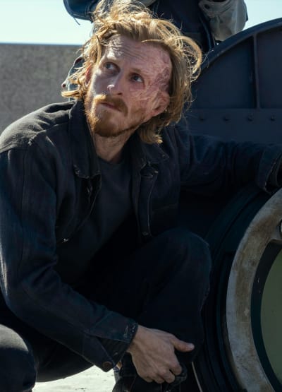 Dwight Waits - Fear the Walking Dead Season 6 Episode 15