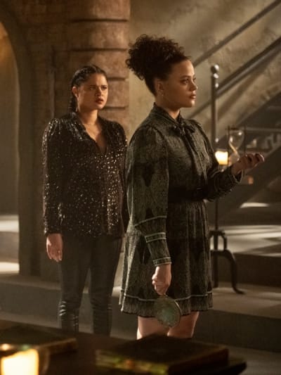 Sisters - Charmed (2018) Season 3 Episode 13 - Charmed (2018)