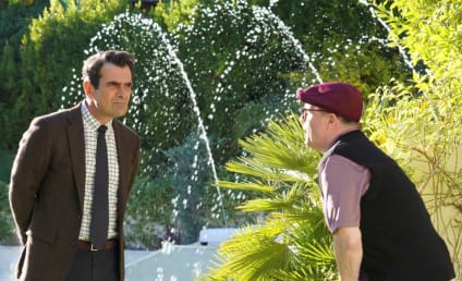 Watch Modern Family Online: Season 10 Episode 14