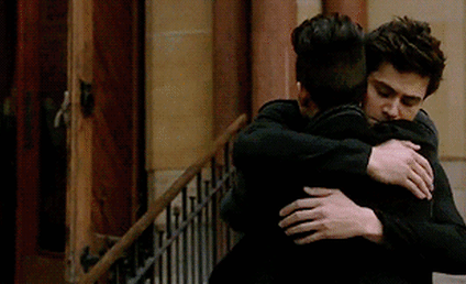 Shadowhunters: 17 Favorite Hugs For Newcomers 