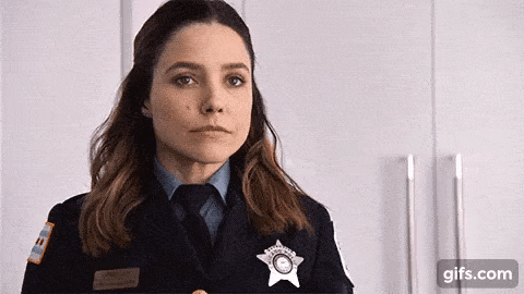 Lindsay Under Review - Chicago PD Season 4 Episode 22