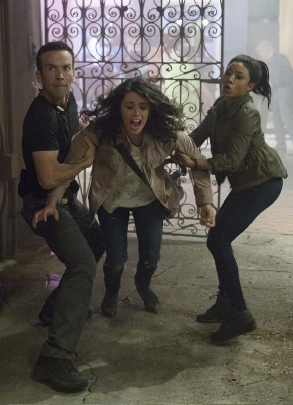 Holding Her Back - NCIS: New Orleans Season 4 Episode 5