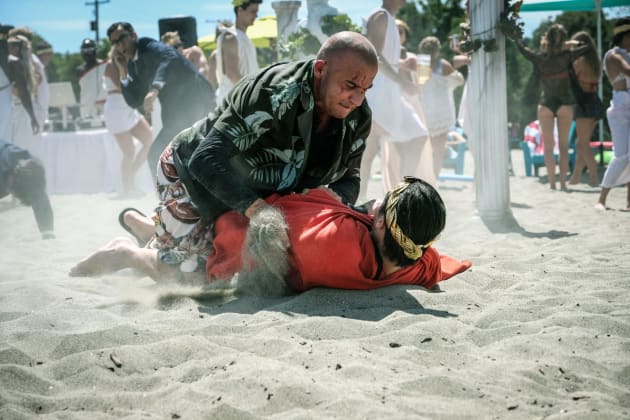 Heatwave In Action - DC's Legends of Tomorrow Season 3 Episode 1