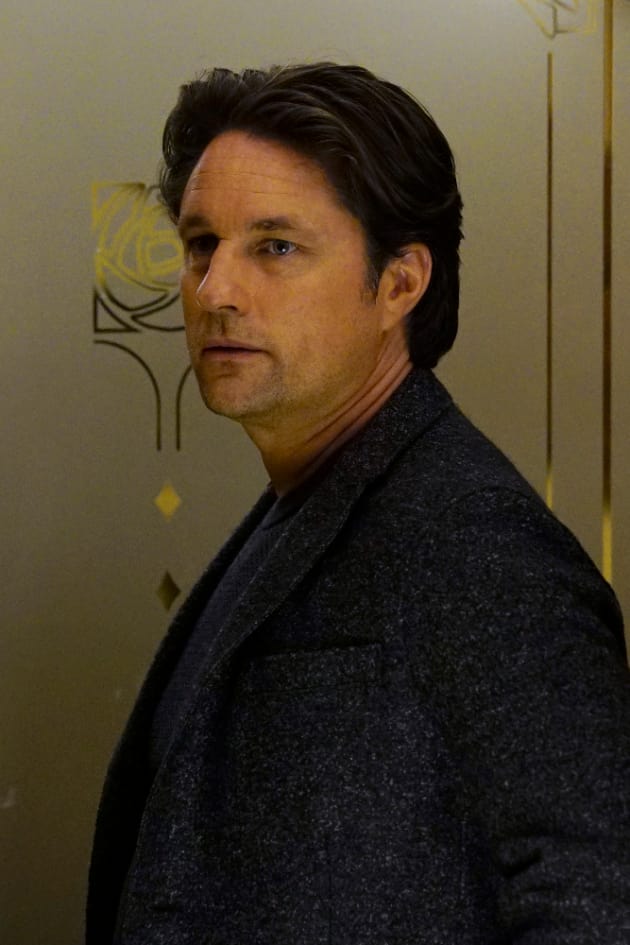 Poor Riggs Grey S Anatomy Season 13 Episode 19 Tv Fanatic