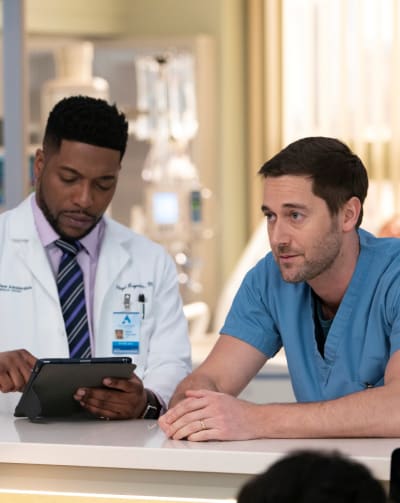 Max is Struggling - Tall - New Amsterdam Season 1 Episode 13