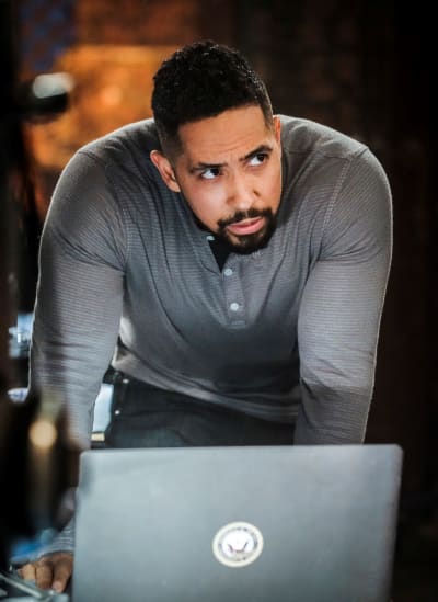 Responsible Man - SEAL Team Temporada 4 Episodio 9