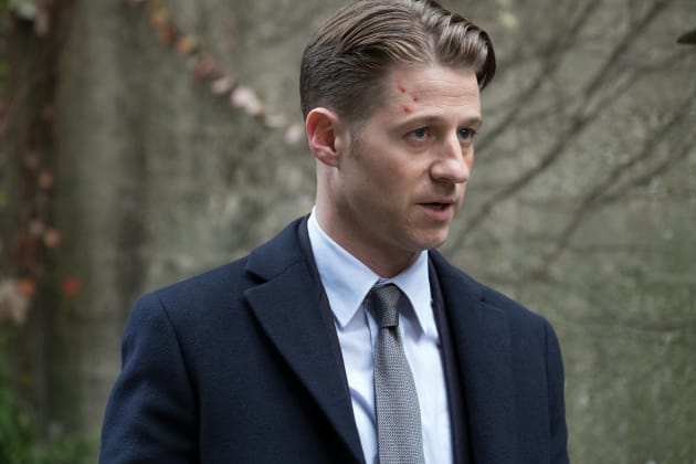 At the House - Gotham Season 3 Episode 12