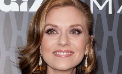 The Walking Dead: Hilarie Burton, Jeffrey Dean Morgan's Real-Life Wife to Play Lucille