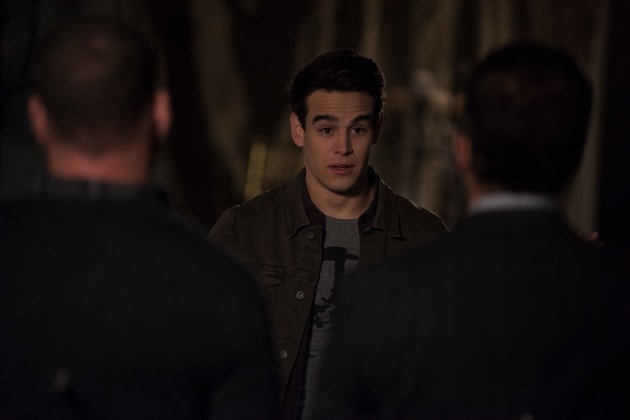 Bodyguards - Shadowhunters Season 3 Episode 7
