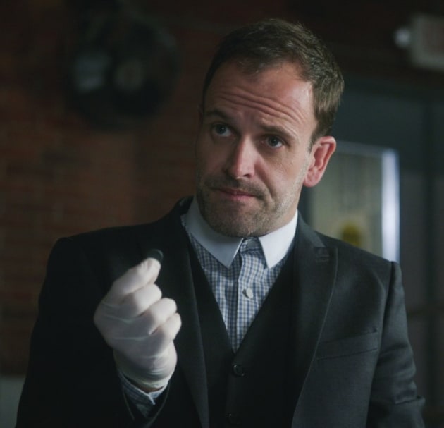 A Tiny Clue - Elementary Season 6 Episode 8