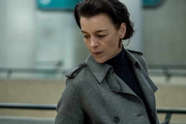 Keeping Watch - Counterpart Season 1 Episode 5