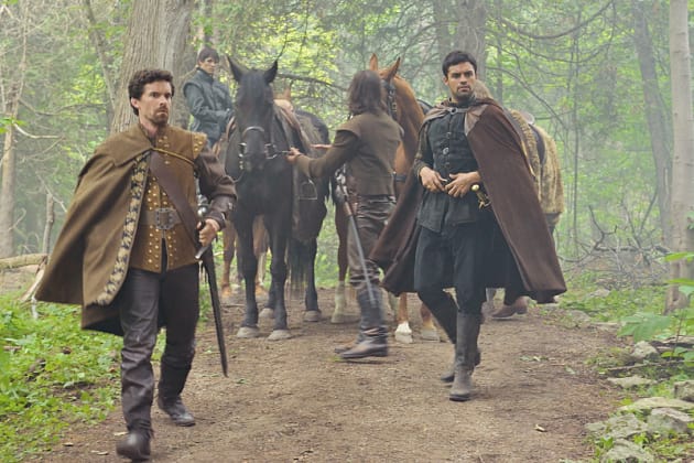 A Confidant Arrives - Reign Season 2 Episode 1