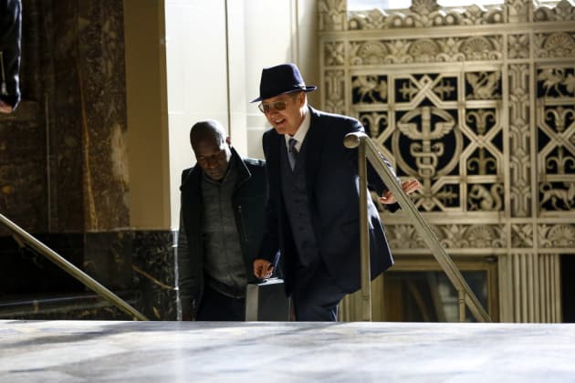 On the Move - The Blacklist Season 6 Episode 1