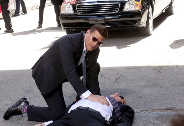 Booth Is Blindsided - Bones