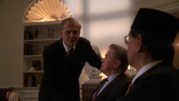 Salmon for Dinner - The West Wing Season 1 Episode 7