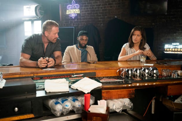 A Trio at the Bar - The Purge Season 2 Episode 3