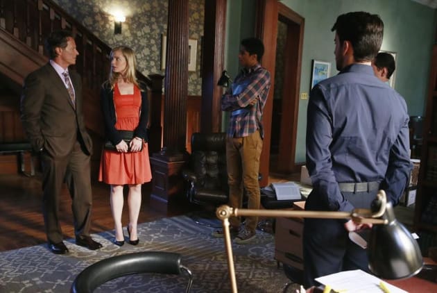 Getting to Know the Client - How to Get Away with Murder Season 1 Episode 2