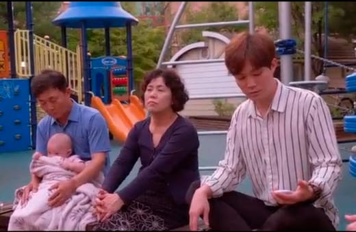 Dogpiling on Jihoon - 90 Day Fiance: The Other Way Season 2 Episode 11