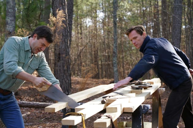 Brothers Working Together - Manhunt: UNABOMBER Season 1 Episode 6