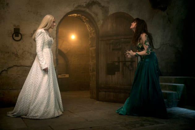 The Witches Meet Again - Emerald City Season 1 Episode 5