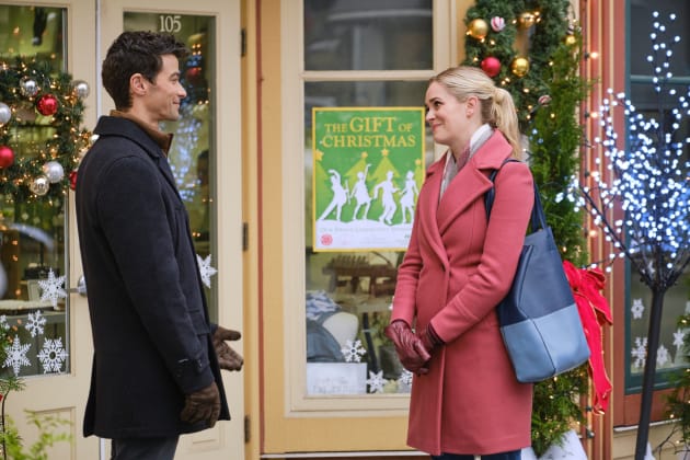 Christmas in a Small Town on Holiday Date