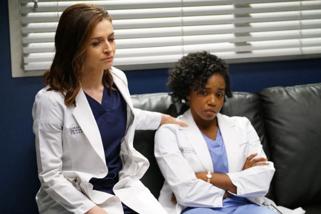 Amelia and Stephanie Look Defeated - Grey's Anatomy Season 12 Episode 4