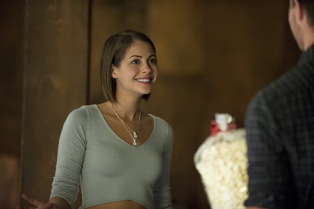Thea Loves Popcorn - Arrow Season 3 Episode 5