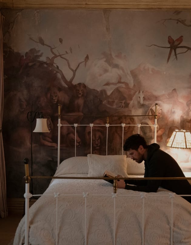 Sean at the Bed - Servant Season 2 Episode 1