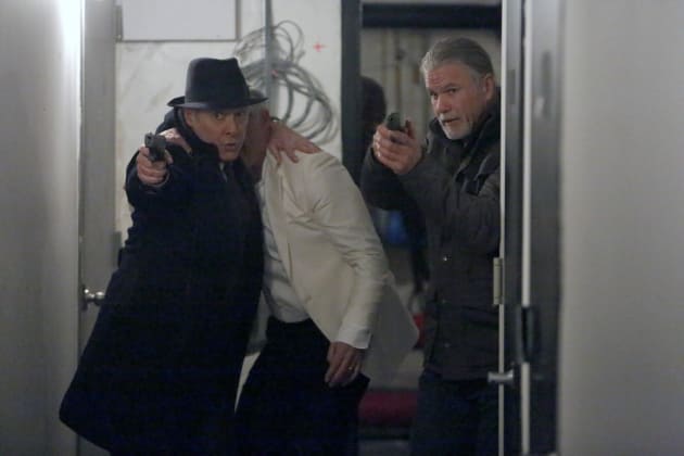 Red wants a hug - The Blacklist Season 4 Episode 13
