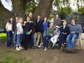 Parenthood Cast Pic