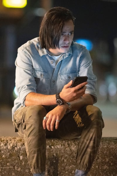 Accused Derek sitting outside Season 1 Episode 6