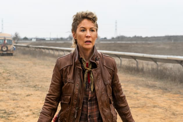 Traitor Among Us - Fear the Walking Dead Season 4 Episode 7