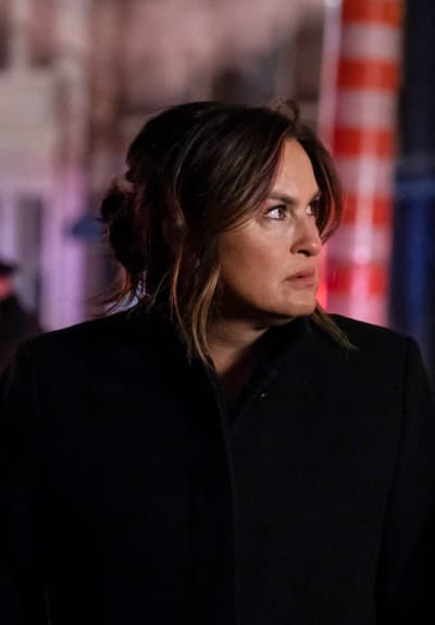 Law & Order: SVU Season 22 Episode 12 Review: In The Year We All Fall Down