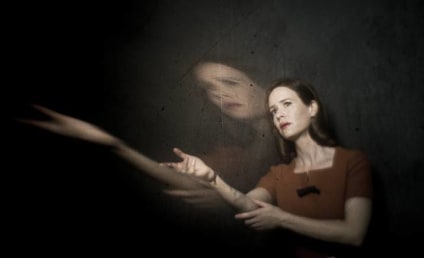 Sarah Paulson Previews American Horror Story Halloween, One Scary Asylum
