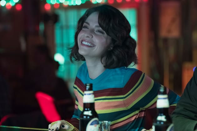 Lea in the bar - The Good Doctor Season 1 Episode 11