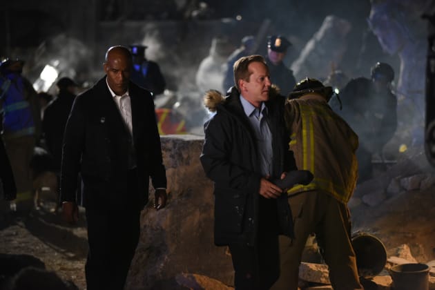 Closer to the Action - Designated Survivor Season 1 Episode 2