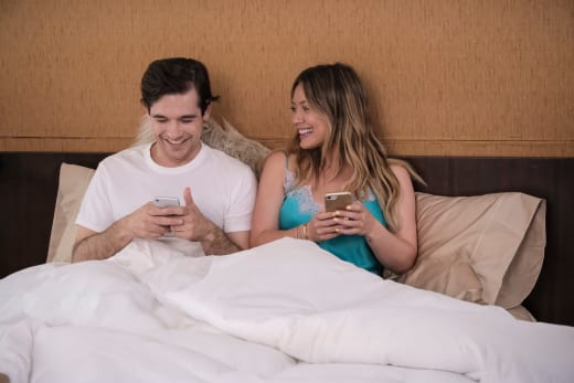 Younger Saison 5 Episode 7 Younger Season 5 Episode 7 Review: A Christmas Miracle - TV Fanatic